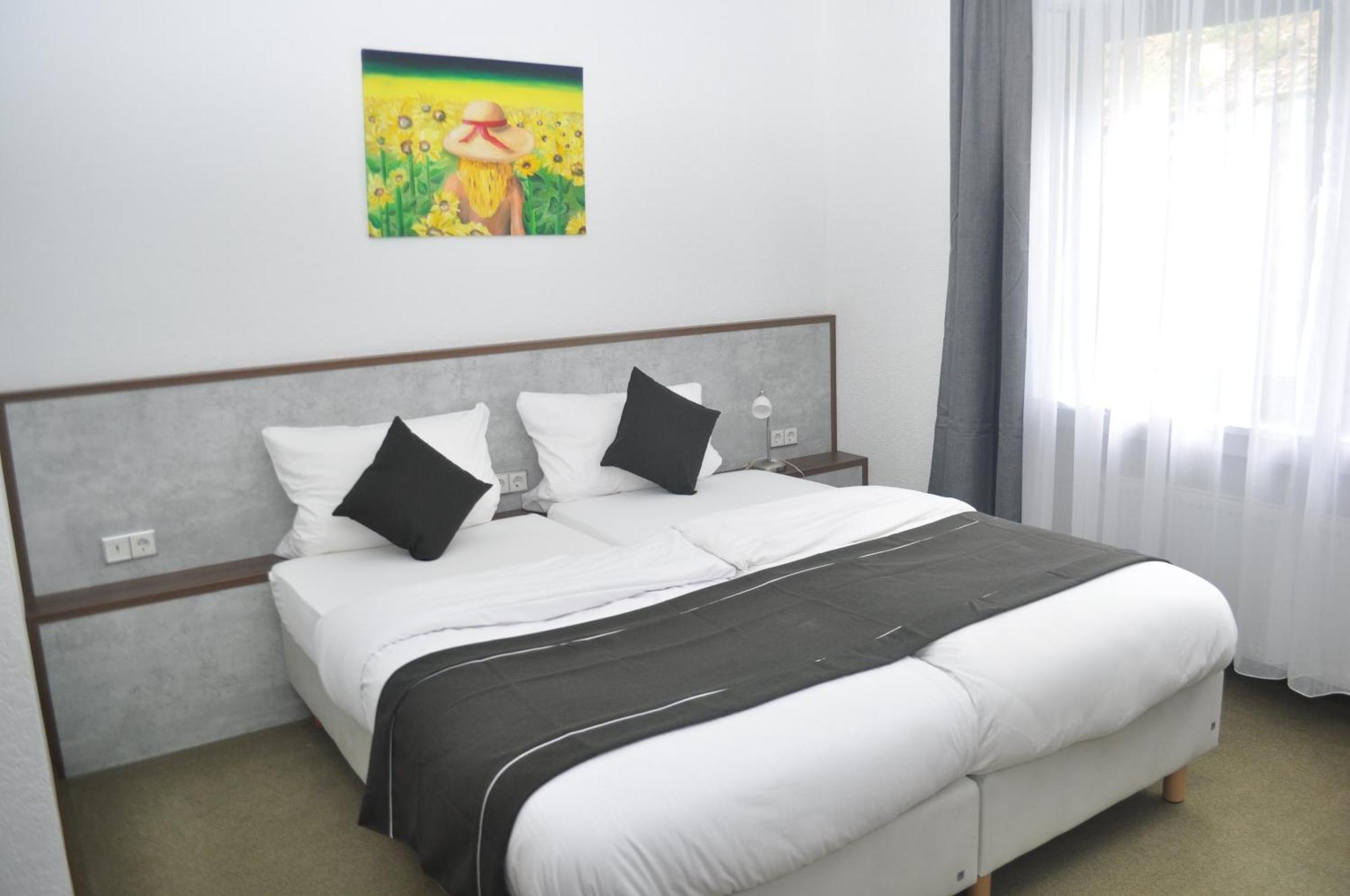 Hotel Kuehns Muehle Йострих-Винкел Екстериор снимка